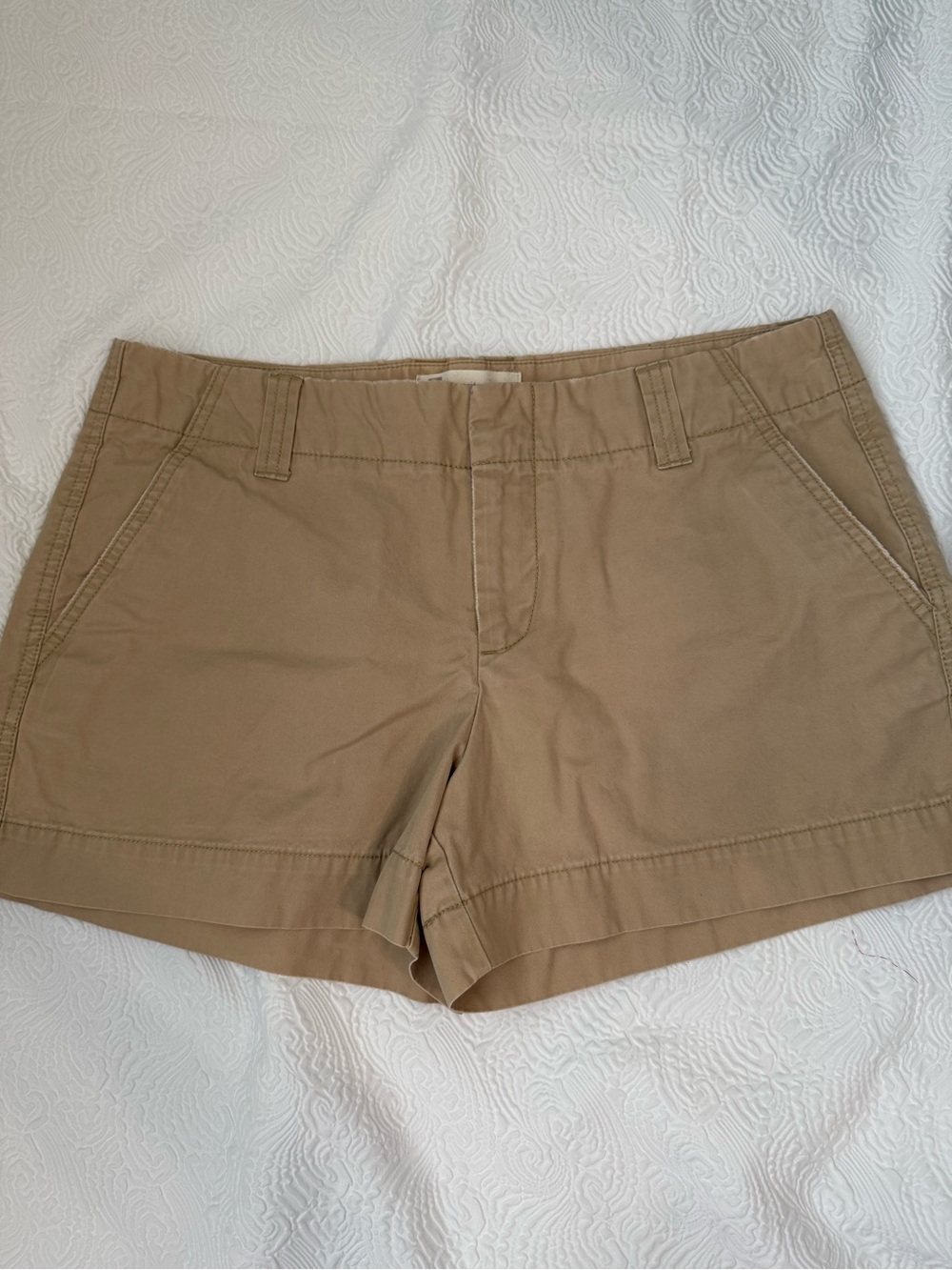 GAP Women's Tan Casual Chino Shorts